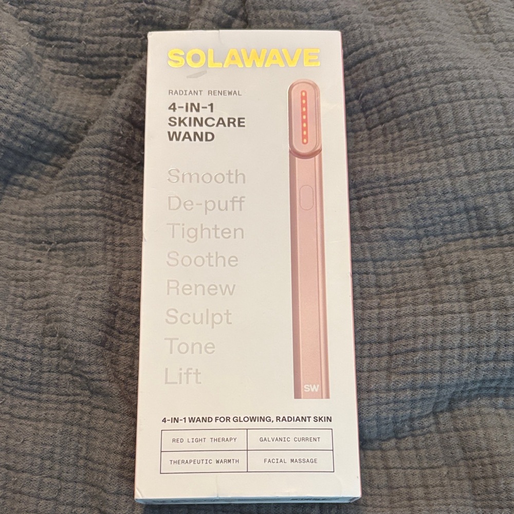 Solawave Pink 4-in-1 Skincare Wand